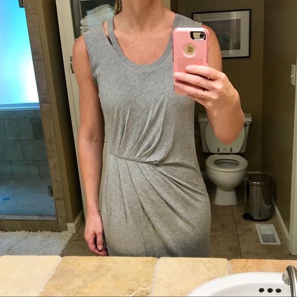 A symmetrical hem dress- Beautifully Couture M - Picture 4 of 5